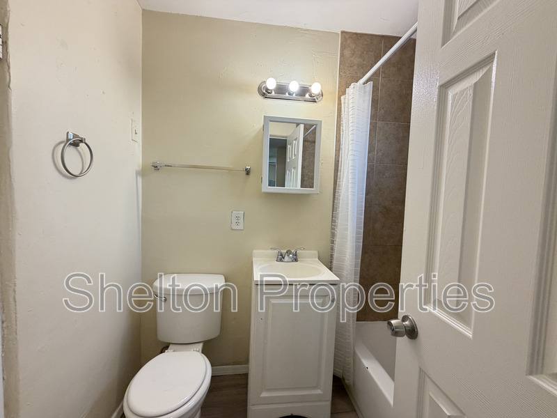 Apartment for rent at 1713 N 31st Place #1, Phoenix, AZ 85008