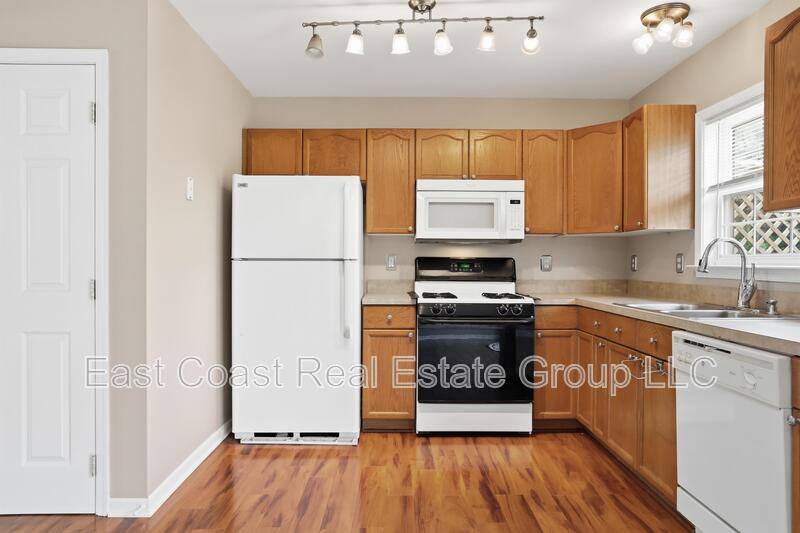 Townhouse for rent at 808 Marquette Dr, Martinsburg, WV 25401