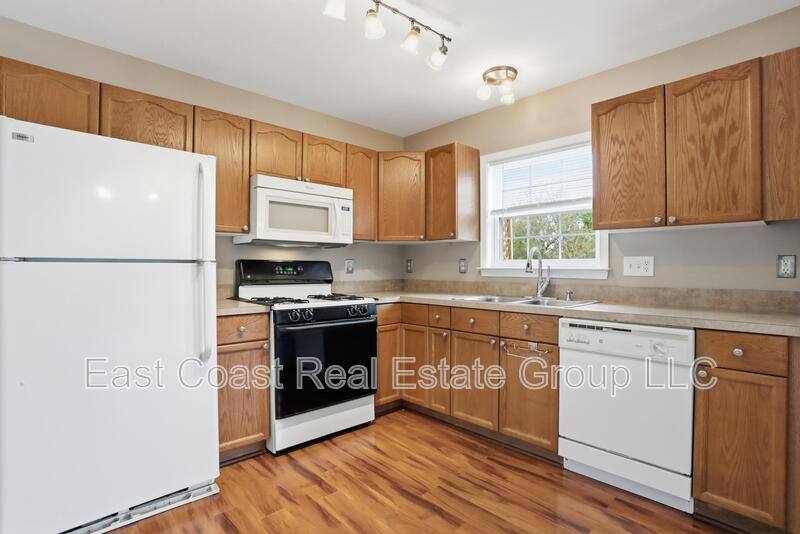Townhouse for rent at 808 Marquette Dr, Martinsburg, WV 25401