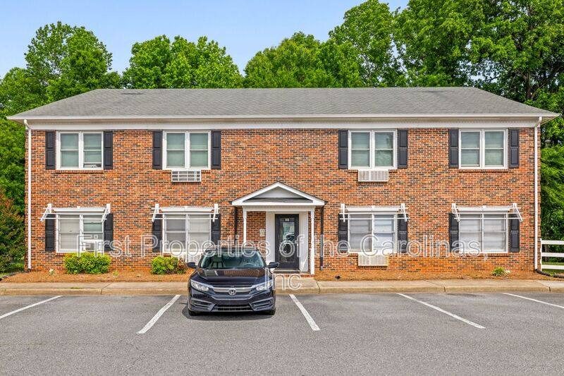 Condo for rent at 113-E Stroupe Rd, Gastonia, NC 28056