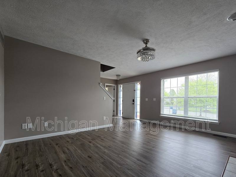 House for rent at 684 Glenlivet St, Howell, MI 48843