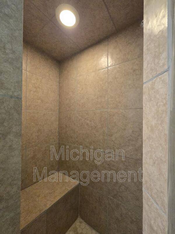 House for rent at 684 Glenlivet St, Howell, MI 48843