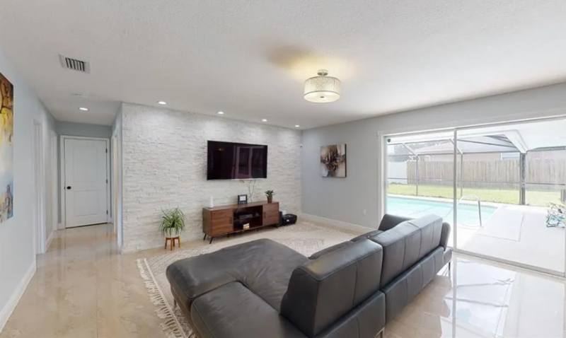 House for rent at 2558 E Rosery Rd, Largo, FL 33771