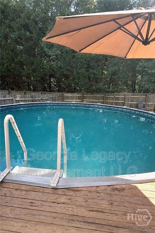 House for rent at 71 Northwood Dr, Commerce, GA 30529