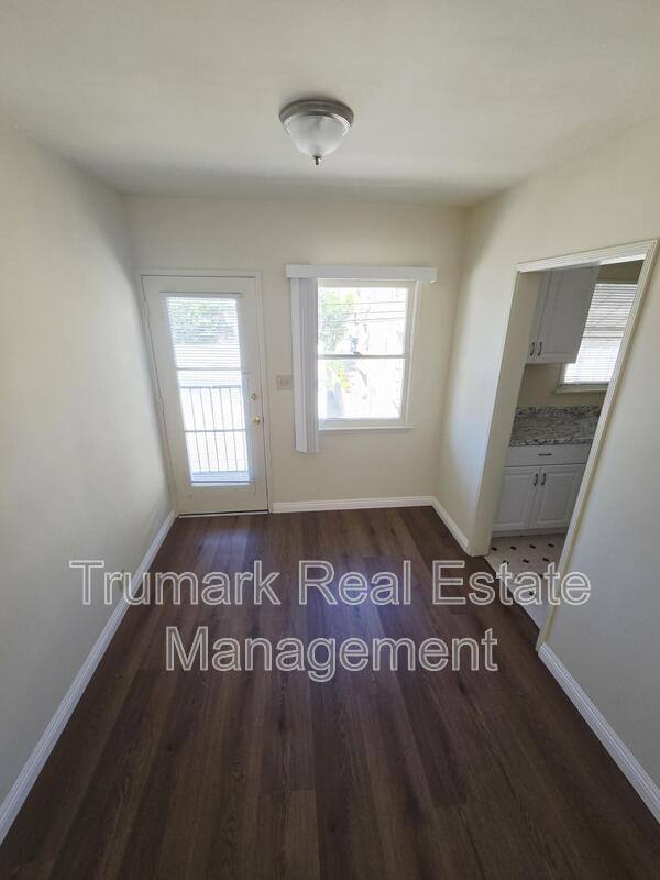 Apartment for rent at 919 N Glendale Ave #12, Glendale, CA 91206