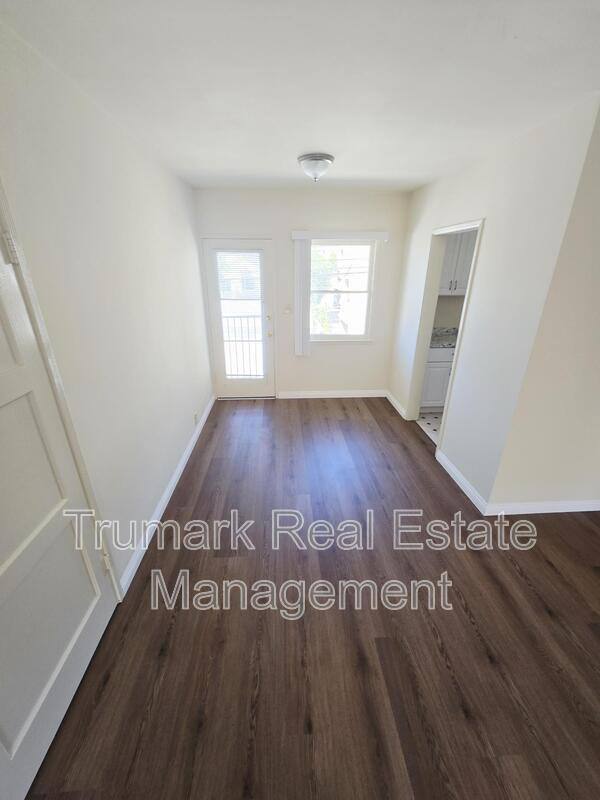 Apartment for rent at 919 N Glendale Ave #12, Glendale, CA 91206