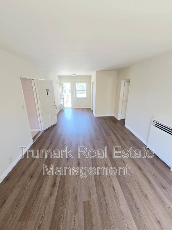 Apartment for rent at 919 N Glendale Ave #12, Glendale, CA 91206