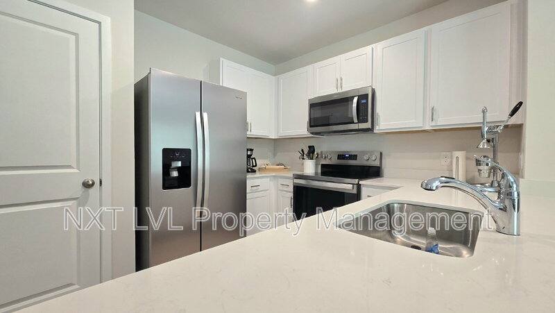 Townhouse for rent at 8369 Everly Preserve Dr, Lehigh Acres, FL 33971