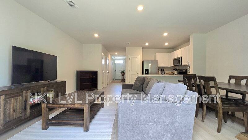 Townhouse for rent at 8369 Everly Preserve Dr, Lehigh Acres, FL 33971