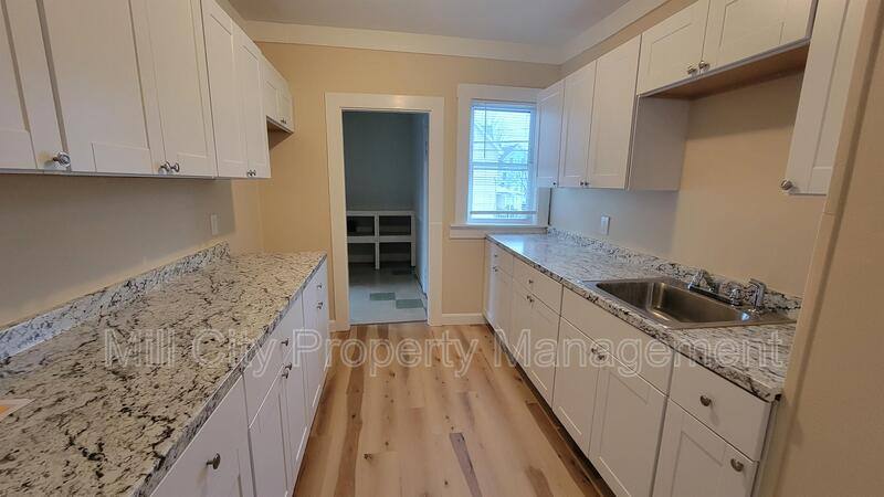 Apartment for rent at 414 Cedar St Middle, Manchester, NH 03103
