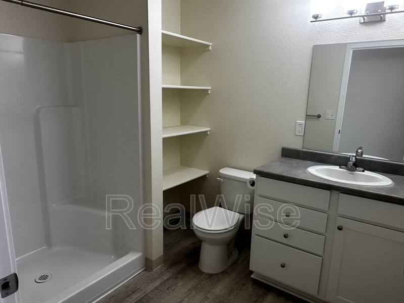 Apartment for rent at 1935 Table Rock Rd #10, Medford, OR 97501