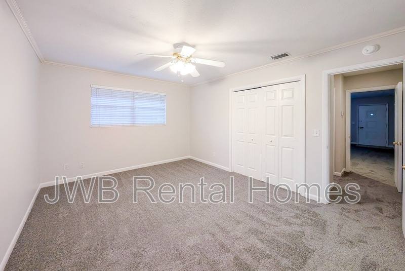 Apartment for rent at 2725 Herschel St, Jacksonville, FL 32205