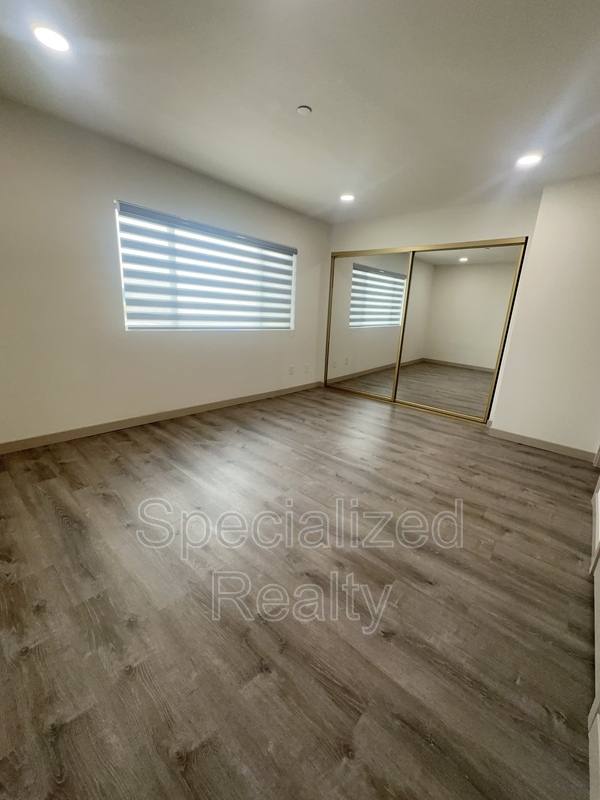 Apartment for rent at 115 W Cypress St #8, Glendale, CA 91204