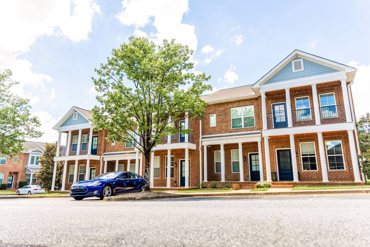 Townhouse for rent at 314 S Pine St, Spartanburg, SC 29302