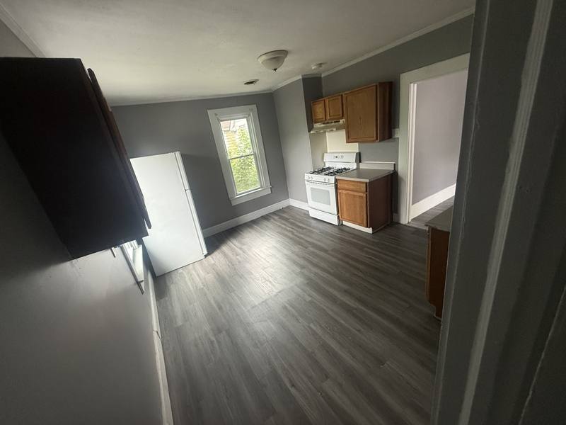 Apartment for rent at 2153 W 96th St #UPSTAIRS, Cleveland, OH 44102