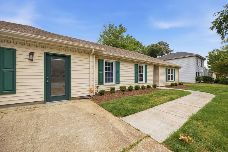 House for rent at 2252 Newstead Dr, Virginia Beach, VA 23454