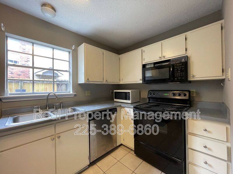 Apartment for rent at 1704 Brightside Dr #C, Baton Rouge, LA 70820