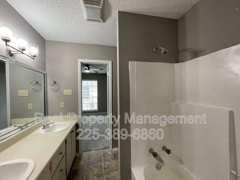 Apartment for rent at 1704 Brightside Dr #C, Baton Rouge, LA 70820