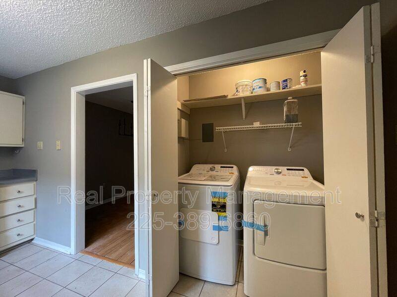 Apartment for rent at 1704 Brightside Dr #C, Baton Rouge, LA 70820