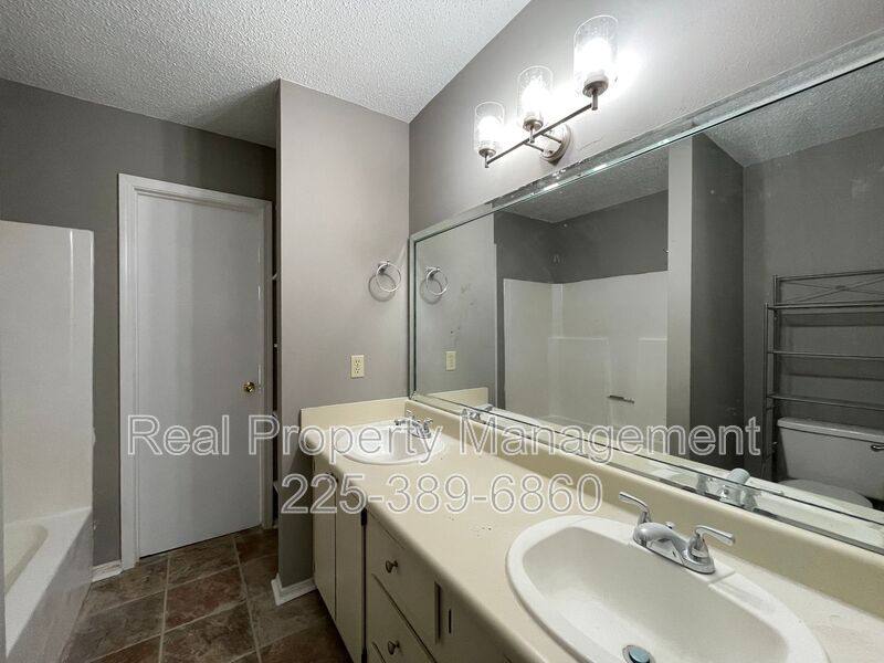 Apartment for rent at 1704 Brightside Dr #C, Baton Rouge, LA 70820