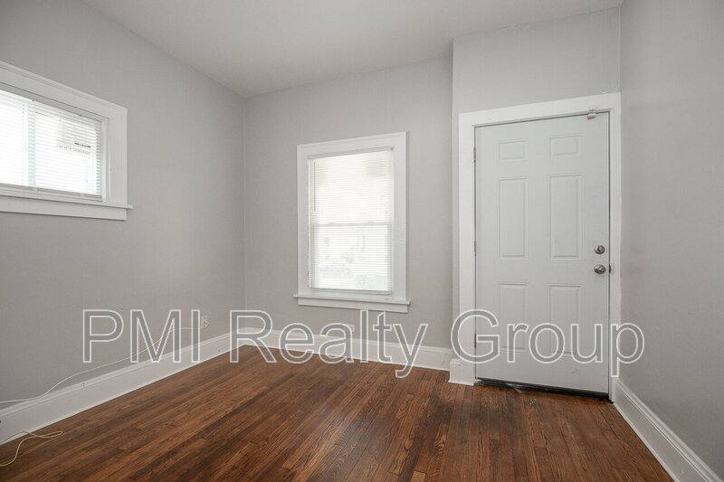 Apartment for rent at 3600 E 153rd St #DOWN, Cleveland, OH 44120