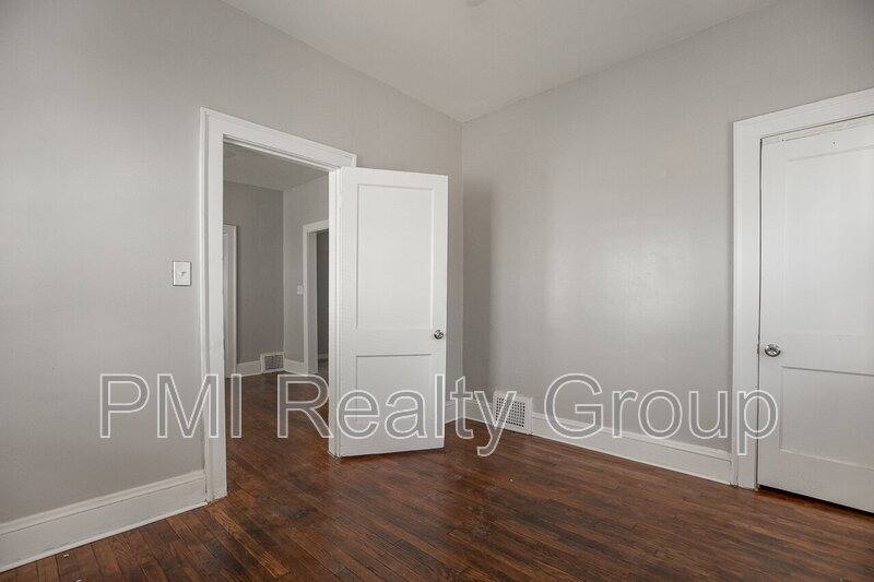 Apartment for rent at 3600 E 153rd St #DOWN, Cleveland, OH 44120