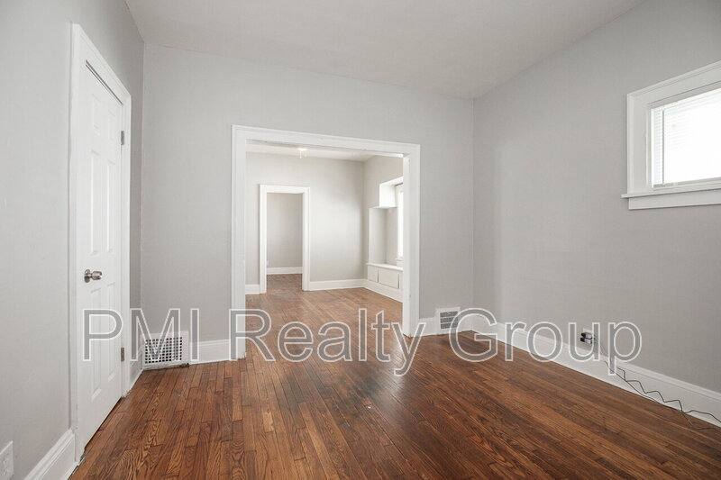 Apartment for rent at 3600 E 153rd St #DOWN, Cleveland, OH 44120