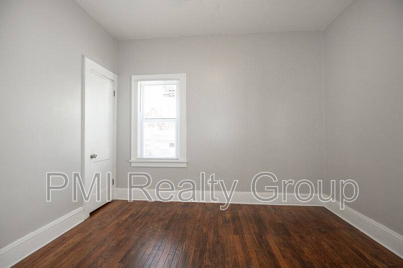 Apartment for rent at 3600 E 153rd St #DOWN, Cleveland, OH 44120