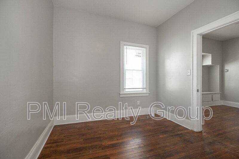 Apartment for rent at 3600 E 153rd St #DOWN, Cleveland, OH 44120