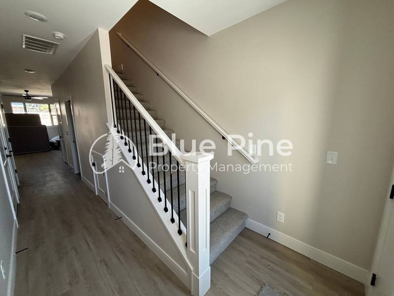Townhouse for rent at 477 Easy St #1, Idaho Falls, ID 83401