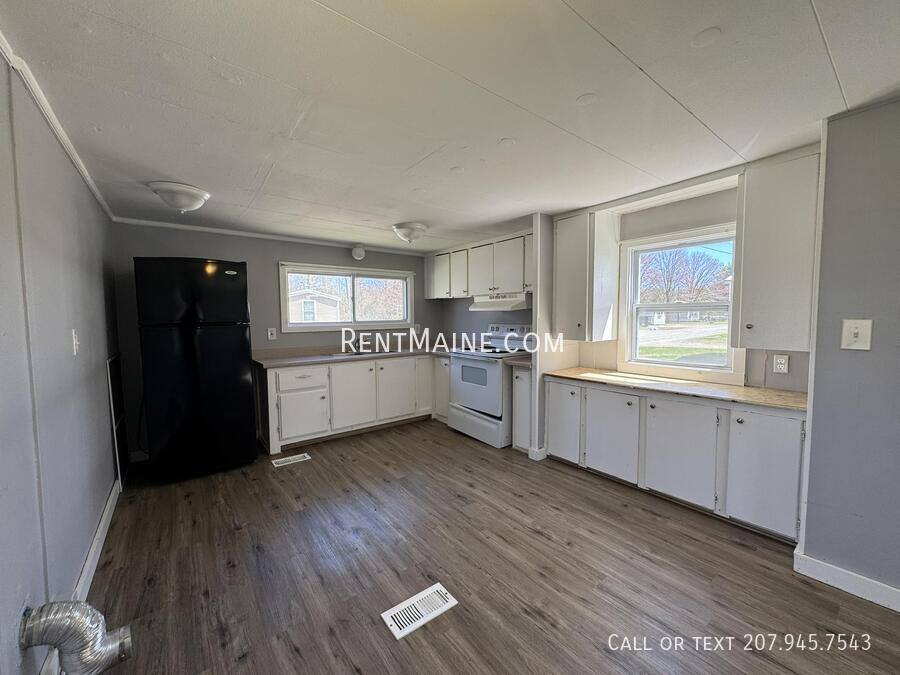 Apartment for rent at 24 Park Dr, Canaan, ME 04924