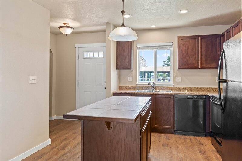 Townhouse for rent at 1669 E Horsehaven Ave #1, Post Falls, ID 83854