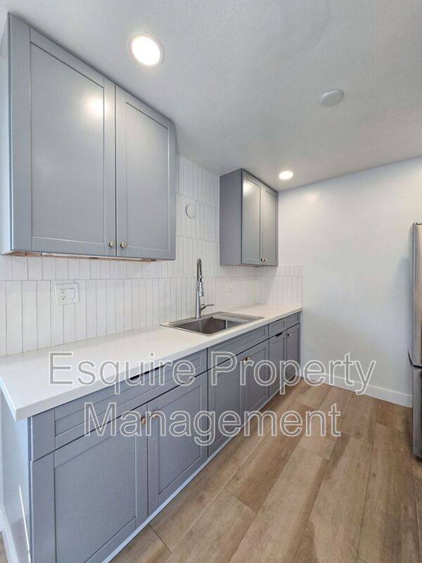 Apartment for rent at 751 W Channel Island Blvd #6, Oxnard, CA 93033