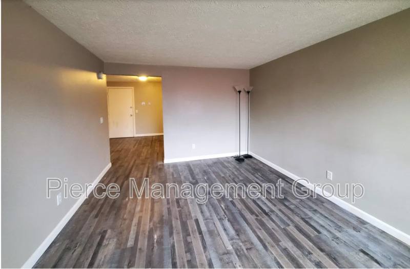 25 Log St #2C, Manchester, NH 03104 - Condo for Rent - Image 4