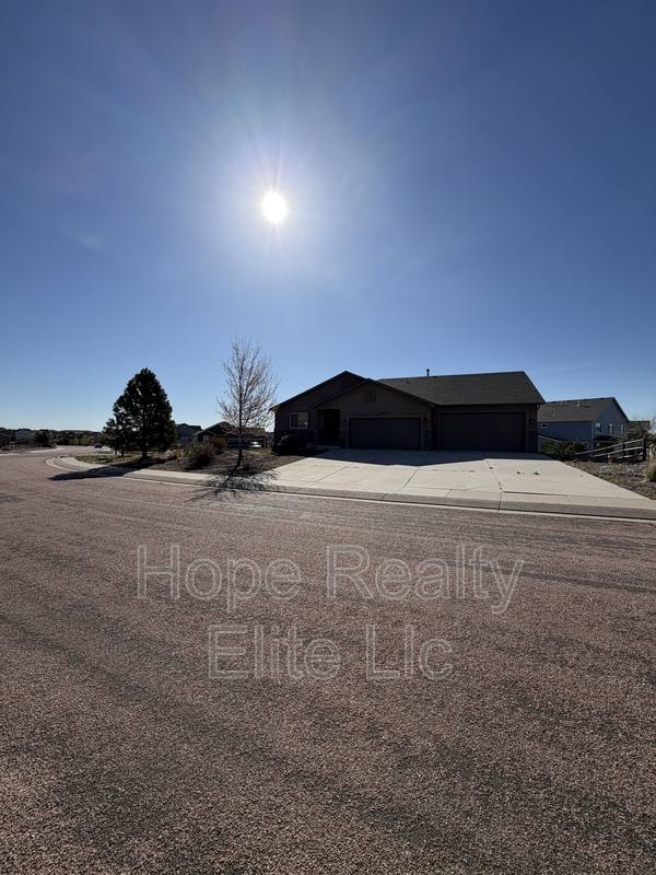 House for rent at 10931 Glen Canyon Dr, Peyton, CO 80831