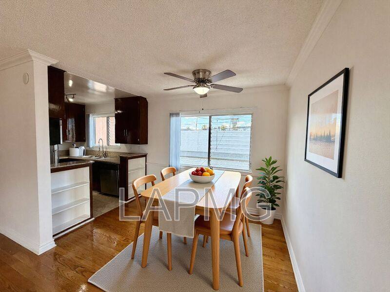 Apartment for rent at 5612 Harold Way #11, Los Angeles, CA 90028