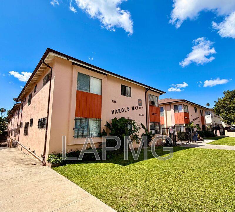 Apartment for rent at 5612 Harold Way #11, Los Angeles, CA 90028