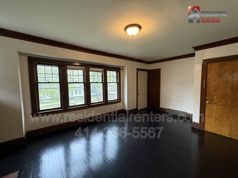 Apartment for rent at 3908 N 6th St, Milwaukee, WI 53212