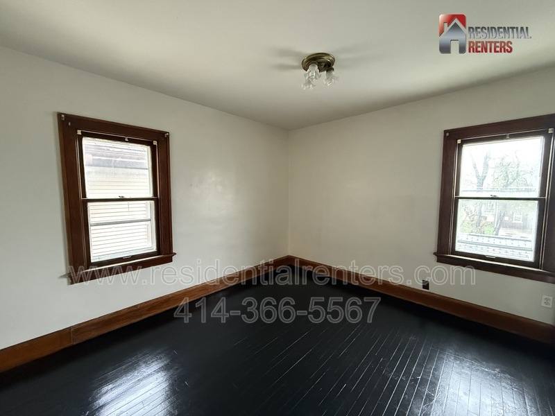 Apartment for rent at 3908 N 6th St, Milwaukee, WI 53212