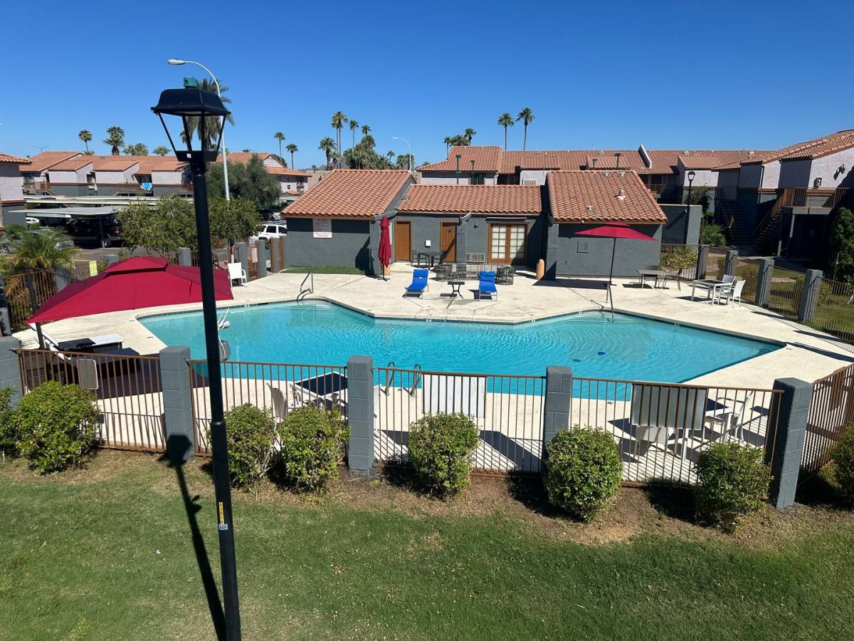 Apartment for rent at 1225 N 40th St, Phoenix, AZ 85008