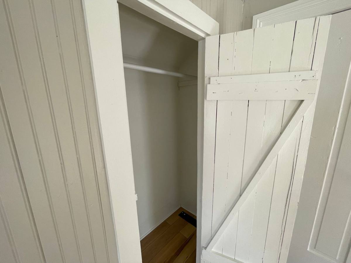 Apartment for rent at 223 Chestnut St, Hudson, MI 49247