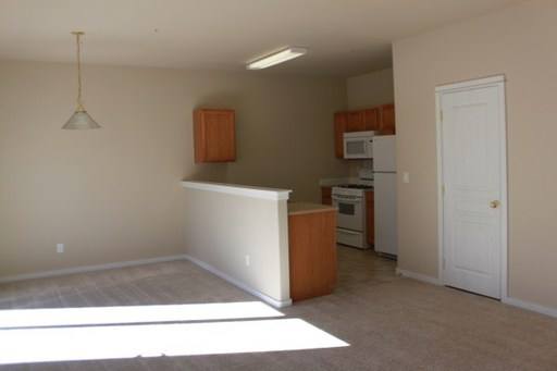 Townhouse for rent at 20077 Beth Ave, Bend, OR 97702