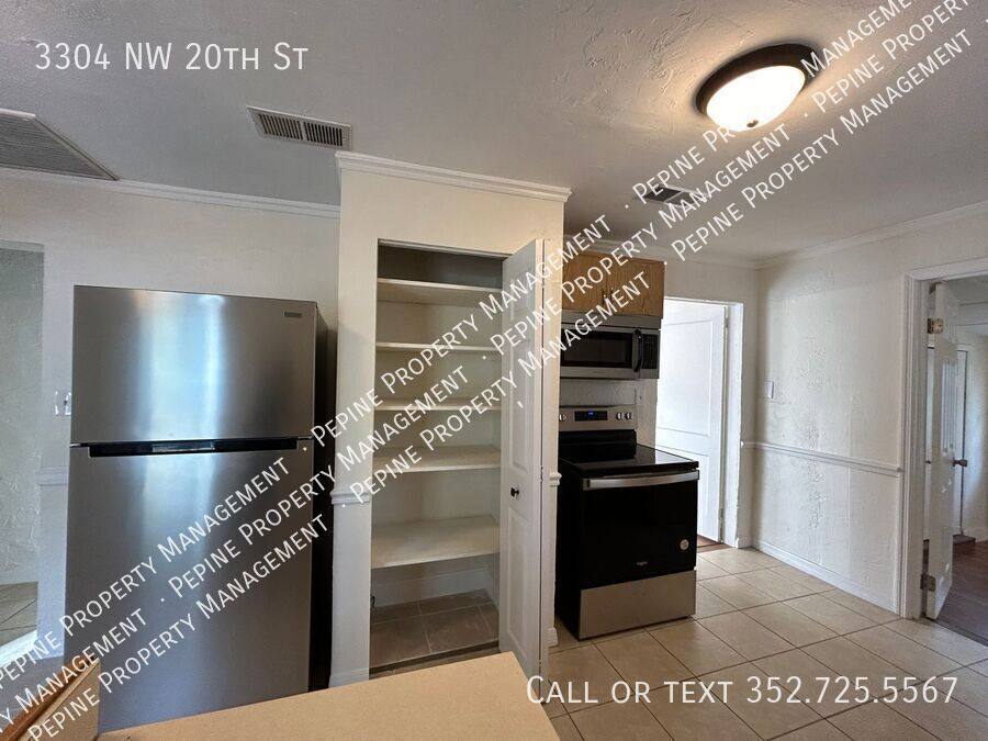 House for rent at 3304 NW 20th St, Gainesville, FL 32605