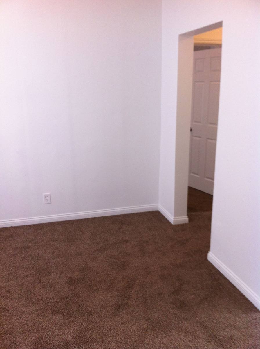 Apartment for rent at 6700 S Indiana, Chicago, IL 60637