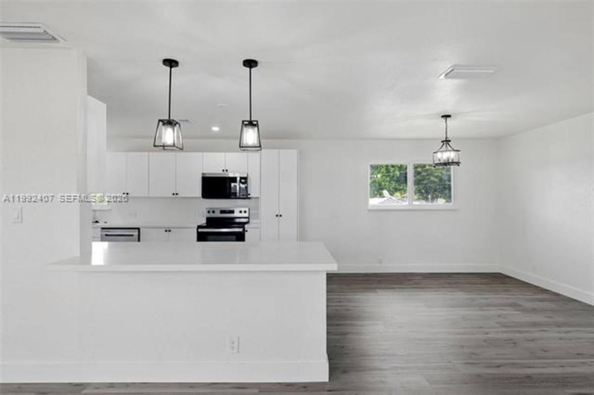 House for rent at 1867 NW 8th Ave, Homestead, FL 33030