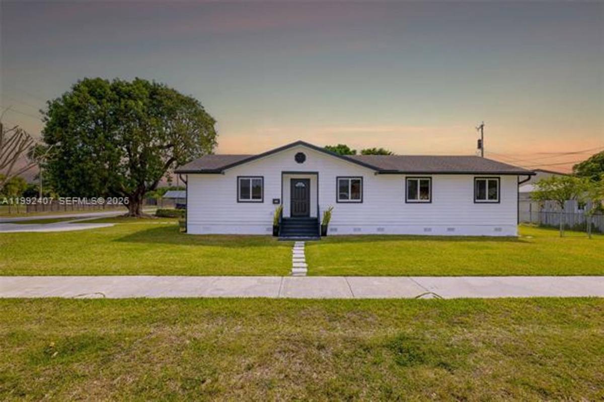 House for rent at 1867 NW 8th Ave, Homestead, FL 33030