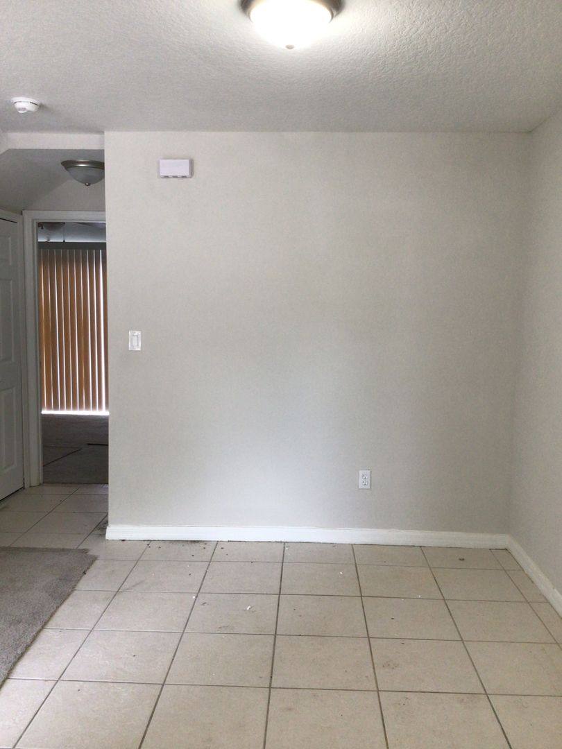 Townhouse for rent at 3908 Magnolia Pointe Lane, Orlando, FL 32810