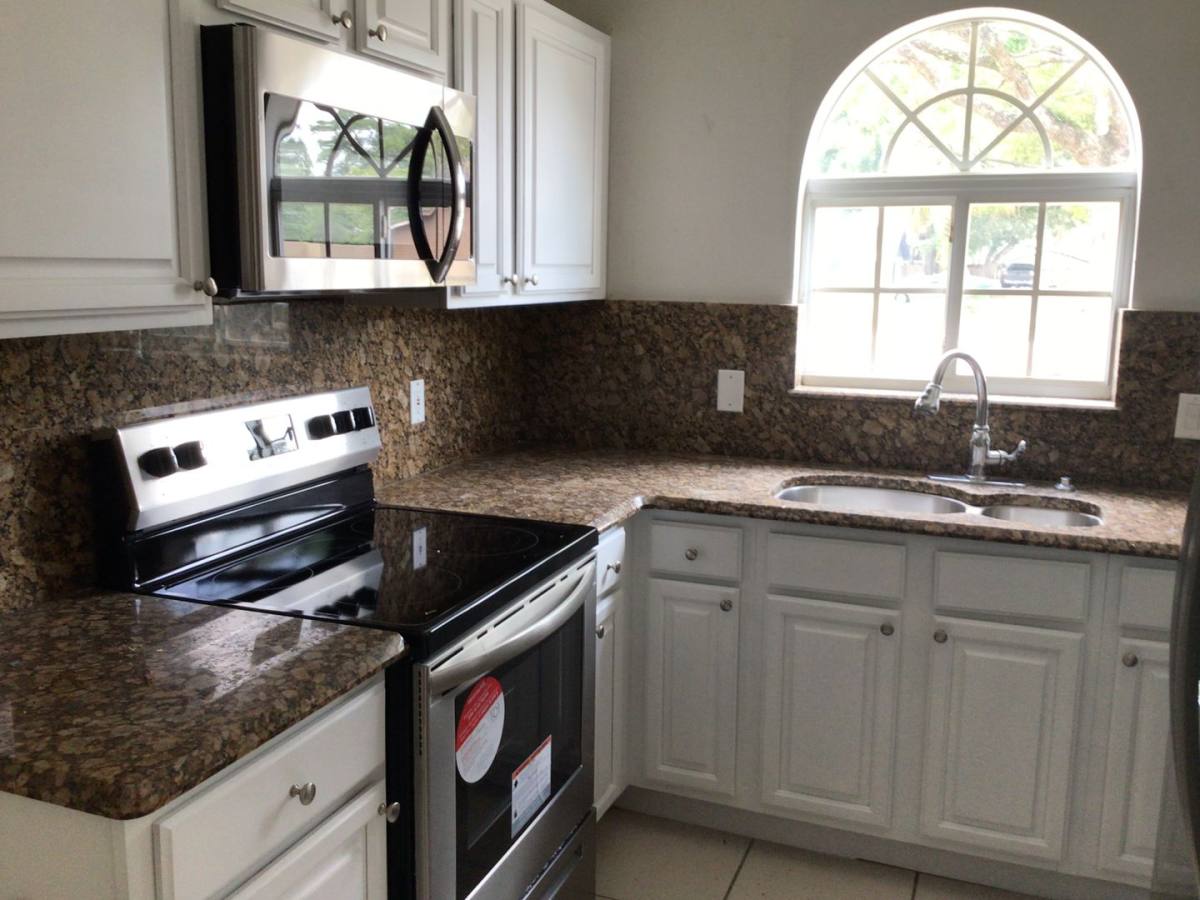 Townhouse for rent at 3908 Magnolia Pointe Lane, Orlando, FL 32810