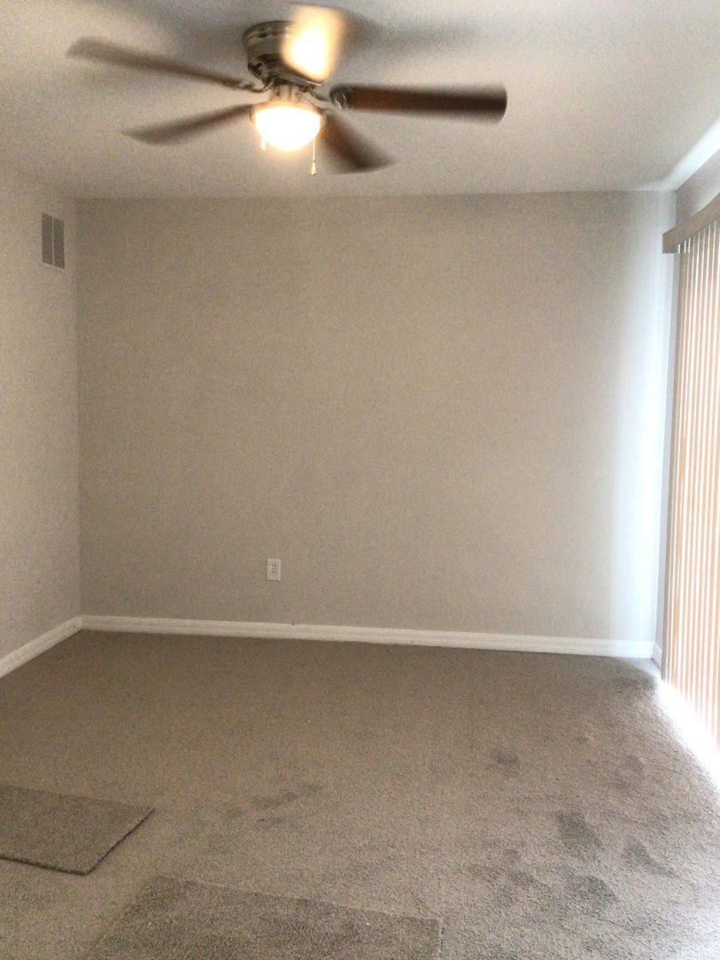 Townhouse for rent at 3908 Magnolia Pointe Lane, Orlando, FL 32810