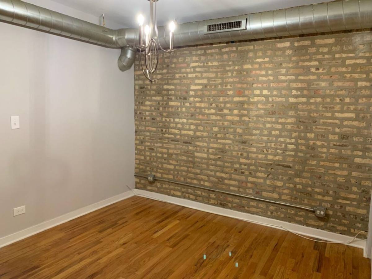Apartment for rent at 2000 W Birchwood Ave, Chicago, IL 60645
